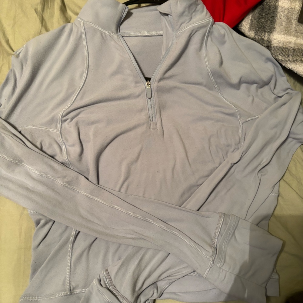 ice blue 1/2 cropped long sleeve